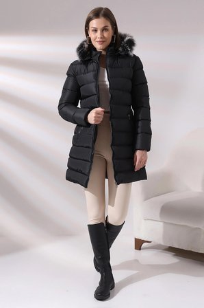 SİYAH RENK DİZ ÜSTÜ KAPİŞONLU MONT