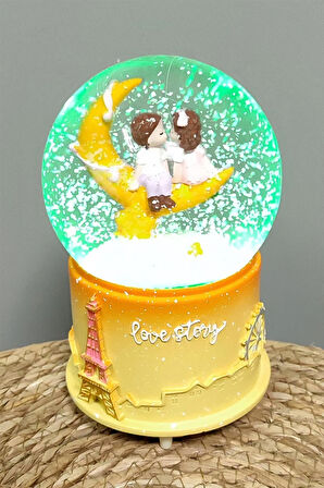 Sevgili Çift Hilal Pilli Müzikli Işıklı Kar Küresi (Büyük Boy)