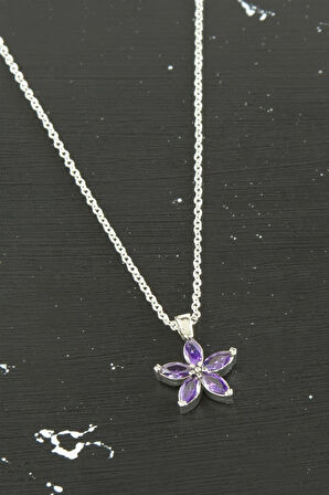 Papatya Zirkon Taşlı Trend Kolye