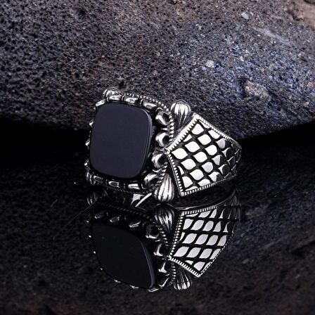 925 AYAR GÜMÜŞ ONIXY TAŞLI MODEL YÜZÜK