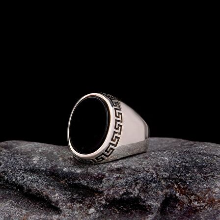 925 AYAR GÜMÜŞ ONİX TAŞLI OVAL MODEL ERKEK YÜZÜK