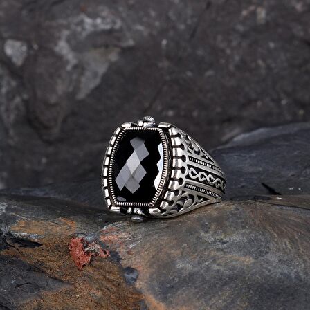 925 AYAR GÜMÜŞ AYYILDIZ MODEL ZİRKON TAŞLI ERKEK YÜZÜK