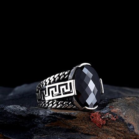 925 AYAR GÜMÜŞ OVAL ZİRKON TAŞLI ERKEK YÜZÜK