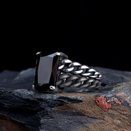 SİYAH RENK ZİRKON TAŞLI ÖRGÜ MODEL GÜMÜŞ ERKEK YÜZÜK