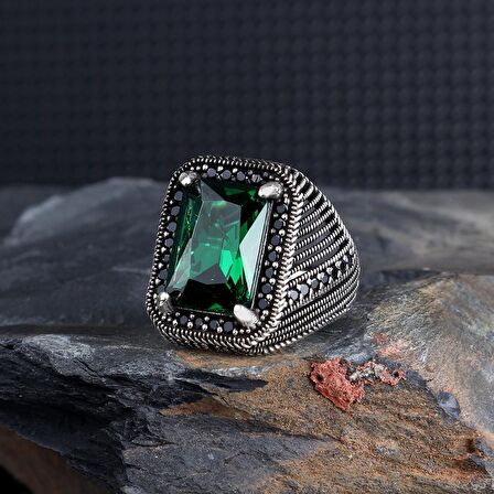 ZİRKON TAŞLI YEŞİL RENK 925 AYAR GÜMÜŞ YÜZÜK