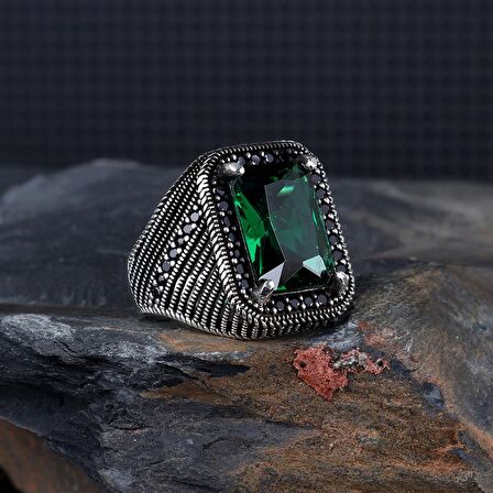 ZİRKON TAŞLI YEŞİL RENK 925 AYAR GÜMÜŞ YÜZÜK