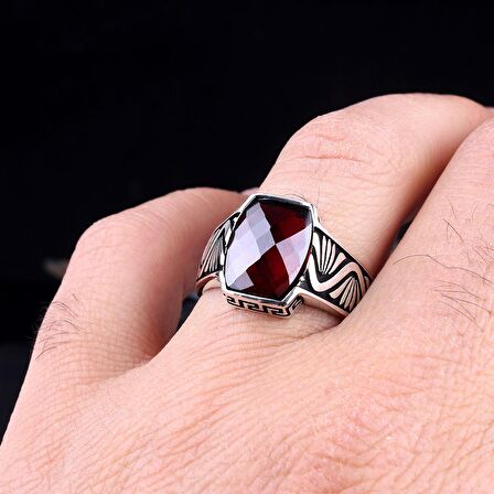 ZİRKON TAŞLI KIRMIZI RENK 925 AYAR GÜMÜŞ ERKEK YÜZÜK