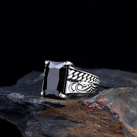 ZİRKON TAŞLI ÖRGÜ MODEL 925 AYAR GÜMÜŞ ERKEK YÜZÜK