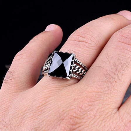 ZİRKON TAŞLI ÖRGÜ MODEL 925 AYAR GÜMÜŞ ERKEK YÜZÜK