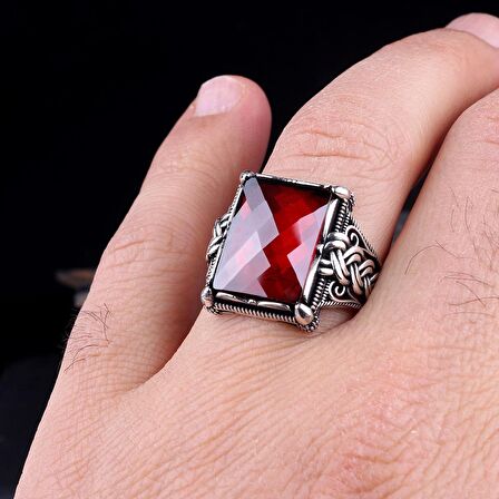 KIRMIZI RENK ZİRKON TAŞLI 925 AYAR GÜMÜŞ ERKEK YÜZÜK