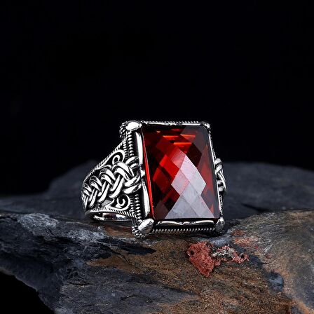 KIRMIZI RENK ZİRKON TAŞLI 925 AYAR GÜMÜŞ ERKEK YÜZÜK