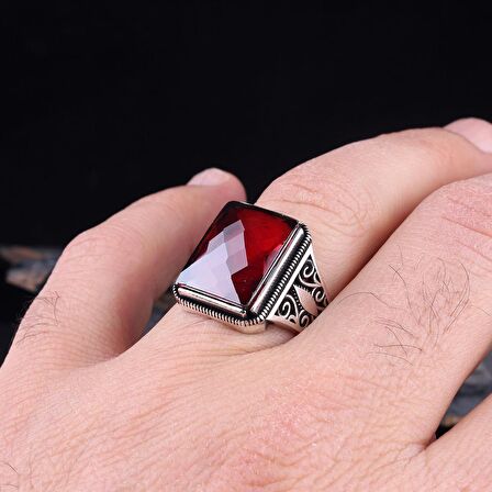 KIRMIZI RENK ZİRKON TAŞLI 925 AYAR GÜMÜŞ ERKEK YÜZÜK