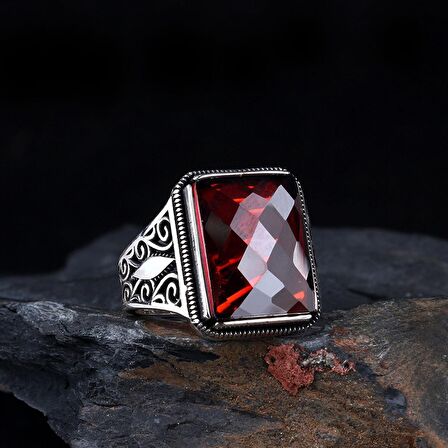 KIRMIZI RENK ZİRKON TAŞLI 925 AYAR GÜMÜŞ ERKEK YÜZÜK