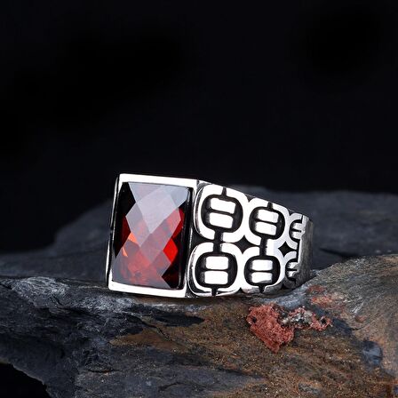 KIRMIZI RENK ZİRKON TAŞLI 925 AYAR GÜMÜŞ ERKEK YÜZÜK