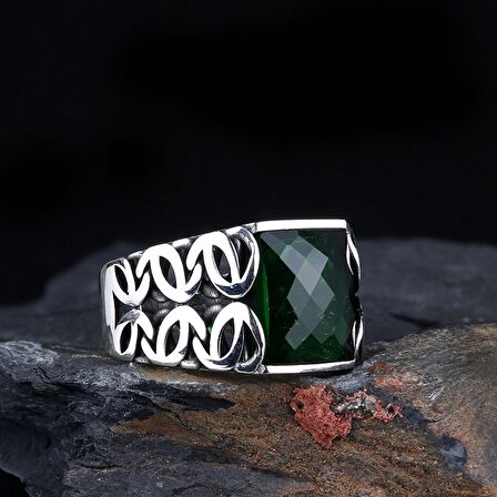 YEŞİL RENK ZİRKON TAŞLI 925 AYAR GÜMÜŞ ERKEK YÜZÜK