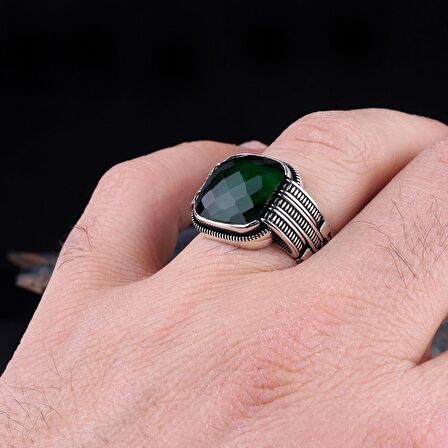 YEŞİL RENK ZİRKON TAŞLI ERKEK GÜMÜŞ YÜZÜK