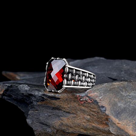 ZİRKON TAŞLI MODEL 925 AYAR GÜMÜŞ ERKEK YÜZÜK