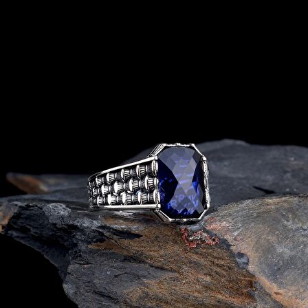 ZİRKON TAŞLI MODEL 925 AYAR GÜMÜŞ ERKEK YÜZÜK