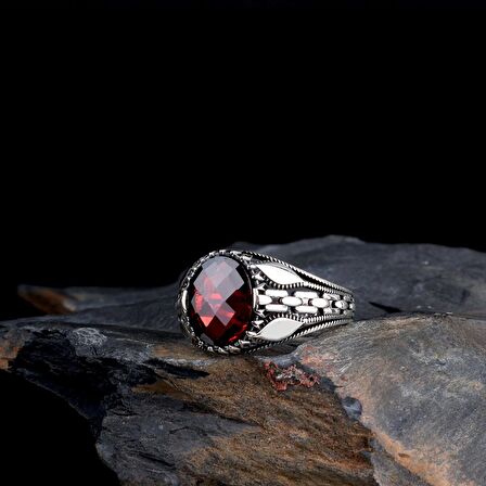 ZİRKON TAŞLI OVAL MODEL 925 AYAR GÜMÜŞ ERKEK YÜZÜK