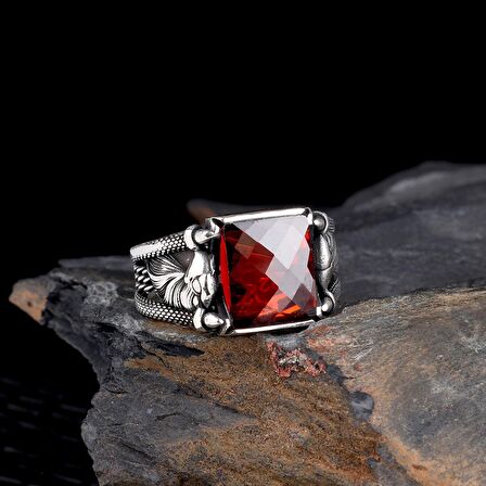 ZİRKON TAŞLI KARTAL MODEL 925 AYAR GÜMÜŞ ERKEK YÜZÜK