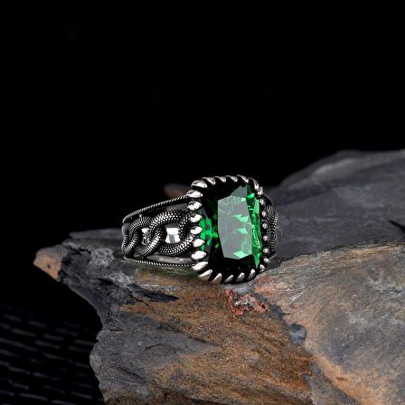 ZİRKON TAŞLI ÖRGÜ MODEL 925 AYAR GÜMÜŞ ERKEK YÜZÜK