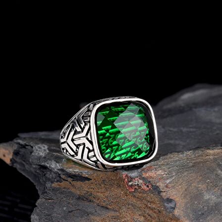 ZİRKON TAŞLI 925 AYAR GÜMÜŞ ERKEK YÜZÜK