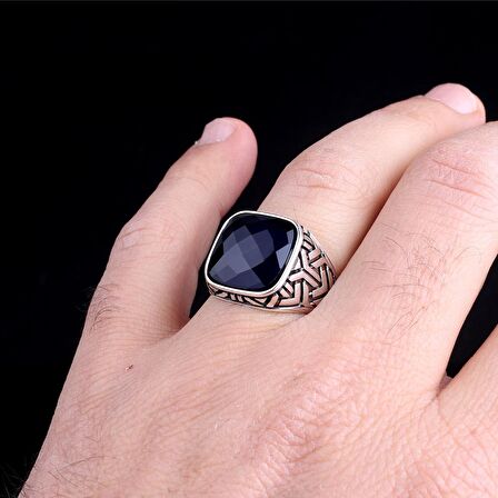 ZİRKON TAŞLI 925 AYAR GÜMÜŞ ERKEK YÜZÜK