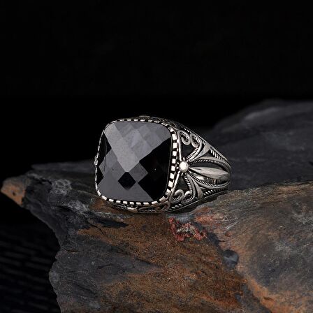 ZİRKON TAŞLI 925 AYAR GÜMÜŞ ERKEK YÜZÜK