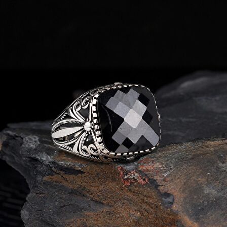 ZİRKON TAŞLI 925 AYAR GÜMÜŞ ERKEK YÜZÜK