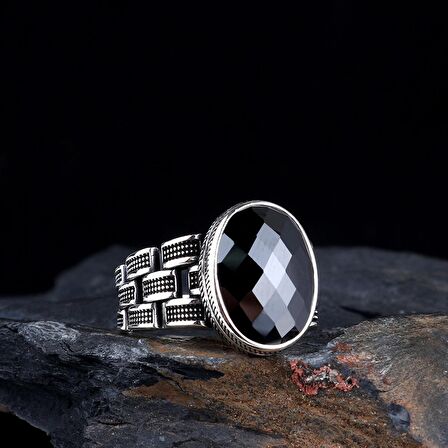 ZİRKON TAŞLI OVAL MODEL 925 AYAR GÜMÜŞ ERKEK YÜZÜK