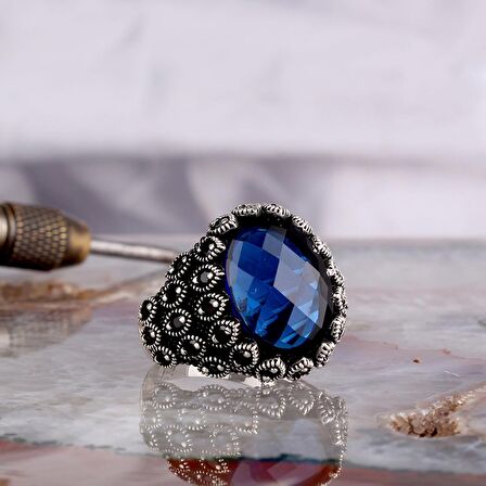 MAVİ RENK ZİRKON TAŞLI MODEL 925 AYAR GÜMÜŞ ERKEK YÜZÜK