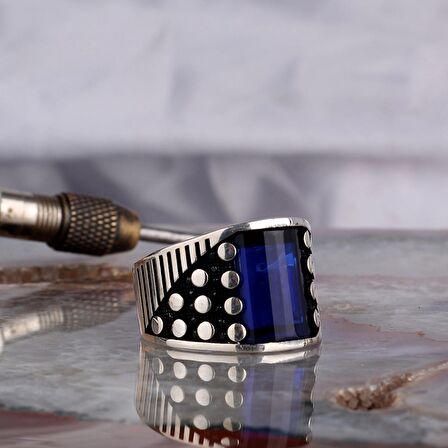 MAVİ RENK ZİRKON TAŞLI MODEL 925 AYAR GÜMÜŞ ERKEK YÜZÜK