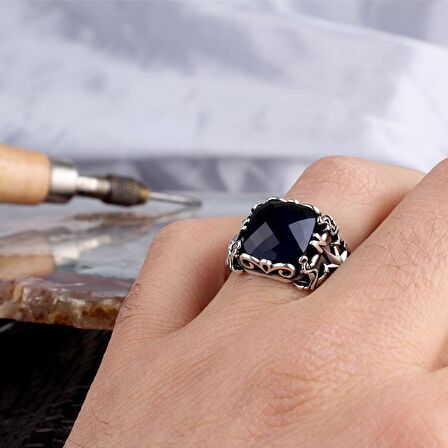 ZİRKON TAŞLI PUSULA MODEL 925 AYAR GÜMÜŞ ERKEK YÜZÜK