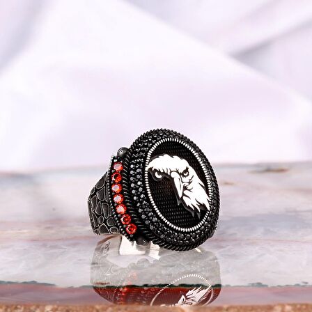 925 AYAR GÜMÜŞ KARTAL MOTİFLİ MİKRO TAŞLI ERKEK YÜZÜK