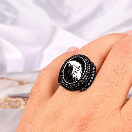 925 AYAR GÜMÜŞ KARTAL MOTİFLİ MİKRO TAŞLI ERKEK YÜZÜK