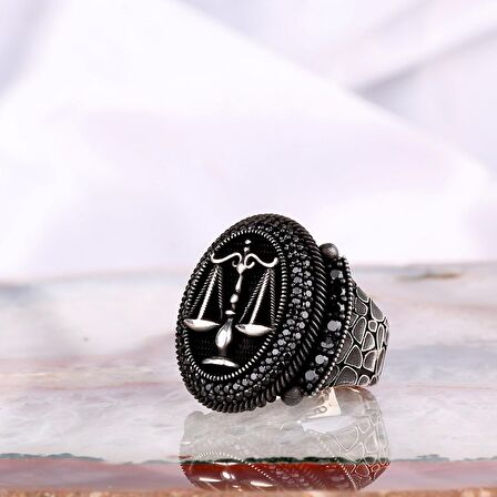 925 AYAR GÜMÜŞ MİKRO TAŞLI ADALET MODEL YÜZÜK