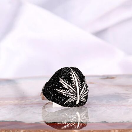 925 AYAR GÜMÜŞ MİKRO TAŞLI BEŞ YAPRAK MODEL ERKEK YÜZÜK