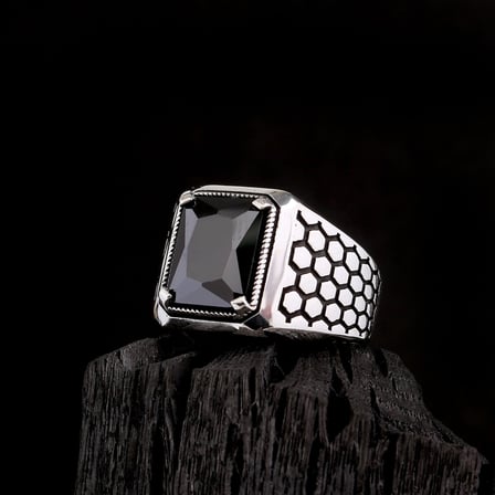 925 Ayar Gümüş Petek Model Zirkon Taşlı Model Erkek Yüzük
