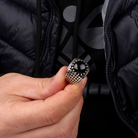 ONİX TAŞLI ÖRGÜ MODEL 925 AYAR GÜMÜŞ ERKEK YÜZÜK