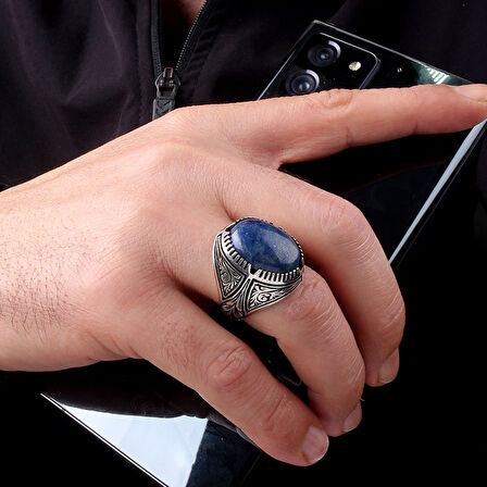 LAPİS TAŞLI KALEM İŞLEME DESENLİ 925 AYAR GÜMÜŞ ERKEK YÜZÜK