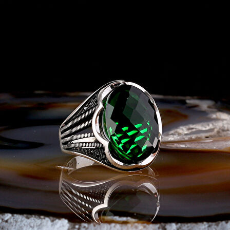 FASET KESİM YEŞİL ZİRKON TAŞLI 925 AYAR GÜMÜŞ ERKEK YÜZÜK