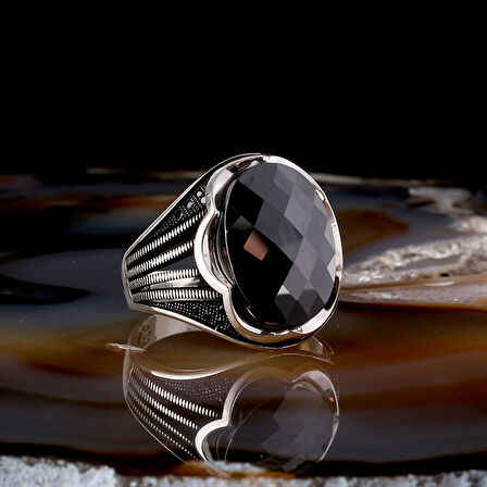 FASET KESİM SİYAH ZİRKON TAŞLI 925 AYAR GÜMÜŞ ERKEK YÜZÜK