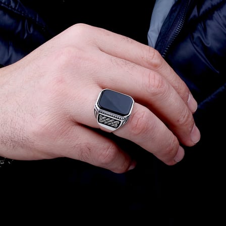 925 Ayar Gümüş Onix Taşlı Örgü Model Erkek Yüzük