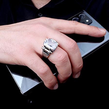 925 Ayar Gümüş Beyaz Zirkon Taşlı Model Erkek Yüzük