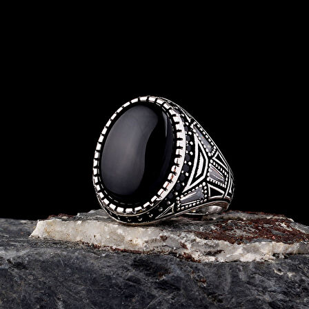 925 Ayar Gümüş Onix Taşlı Oval Model Erkek Yüzük