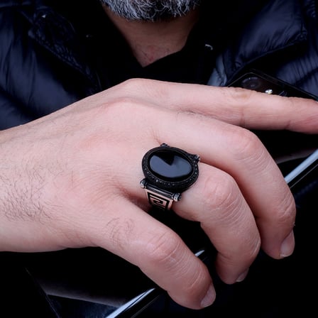 925 Ayar Gümüş Onix Taşlı Oval Model Erkek Yüzük