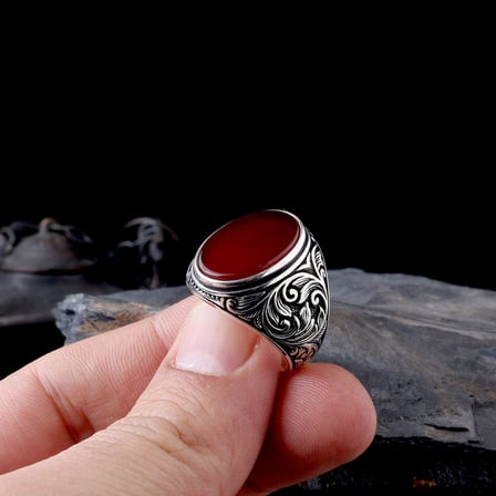 925 Ayar Gümüş Akik Taşlı Kalem İşleme Motifli Erkek Yüzük