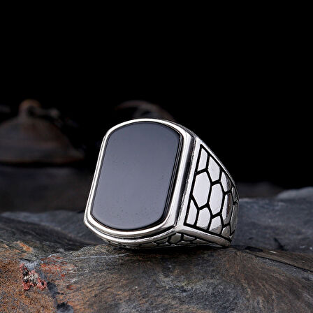 925 Ayar Gümüş Petek Model Onix Taşlı Erkek Yüzük