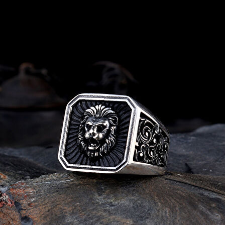 925 Ayar Gümüş Aslan Motifli Gümüş Erkek yüzük