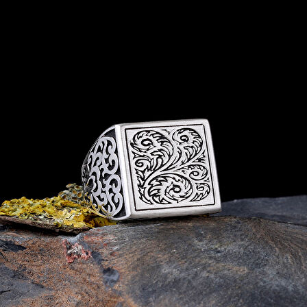 925 Ayar Gümüş Otantik Desen Motifli Erkek Yüzük